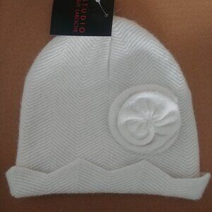NEW WITH TAGS Guy Laroche Studio angora lambswool toque hat rosette flower